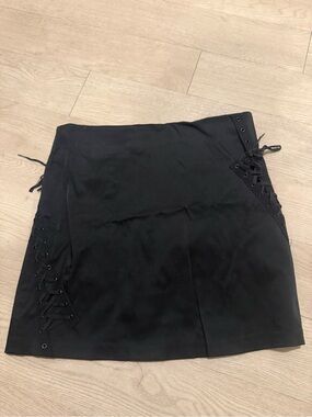 Vintage Cache Y2K Black Corset Lace Up Mini Skirt Size 8